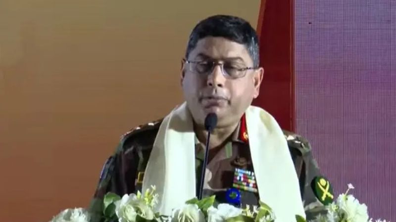 পার্বত্য চট্টগ্রামে শান্তি প্রতিষ্ঠায় সবকিছু করতে রাজি সেনাবাহিনী : সেনাপ্রধান