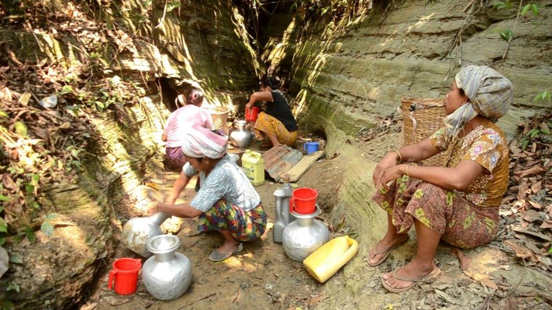 শুকিয়ে গেছে ঝিরি-ঝরনা, সংকটে জুরাছড়ির দুর্গম গ্রামবাসী