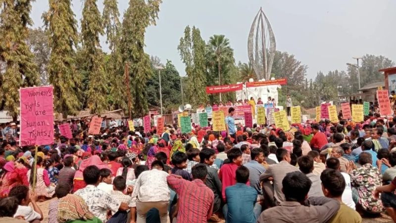 বিক্ষোভ মিছিল থেকে ককটেল ফাটিয়ে আতংক সৃষ্টির অভিযোগ ইউপিডিএফ'র বিরুদ্ধে