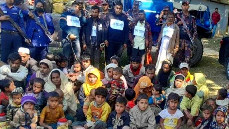 আলীকদমে নারী- শিশুসহ ৫৮ রোহিঙ্গা আটক, ধরা পড়েছে দালাল চক্র