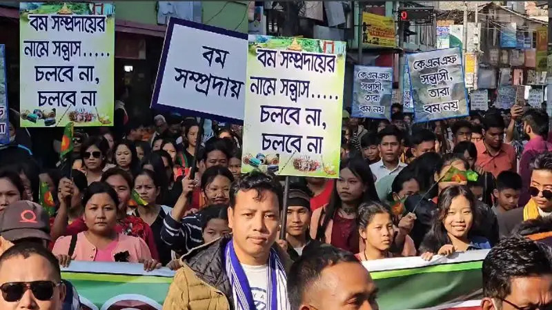 কেএনএফ-বিরোধী সাম্প্রদায়িক সম্প্রতির শোভযাত্রায় বমদের বড় মিছিল