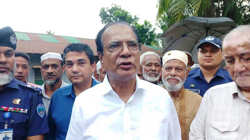দুর্গত মানুষের পাশে আছে সরকার, ক্ষতিগ্রস্তদের ঘর পুনর্নির্মাণে করবে সহযোগিতা: ত্রাণমন্ত্রী