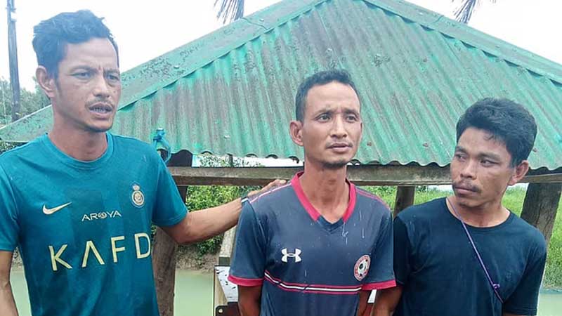 আরাকান আর্মির নিয়ন্ত্রিত এলাকা থেকে পালিয়ে বাংলাদেশে আটক মিয়ানমারের নিরাপত্তা বাহিনীর ৩ সদস্য