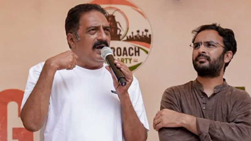 তেলাপোকা পার্টির আন্দোলনকে সমর্থন জানিয়ে প্রকাশ বললেন, ‘ইতিহাস নীরবদের ক্ষমা করবে না’