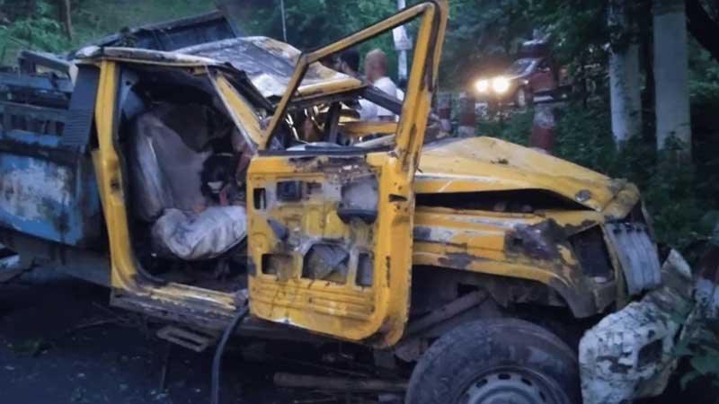 রাঙামাটিতে পিকআপ ভ্যান উল্টে নিহত ৪