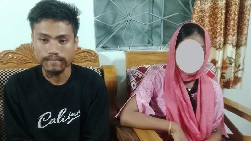 কাউখালীতে রোহিঙ্গা তরুণীকে নিয়ে এসে স্থানীয়দের তোপের মুখে মারমা যুবক, থানায় সোপর্দ