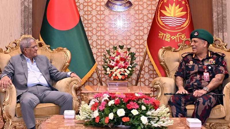 চোরাচালান, পুশ-ইন ও সীমান্ত হত্যা বন্ধে বিজিবিকে কার্যকর ব্যবস্থা নেওয়ার আহ্বান রাষ্ট্রপতির