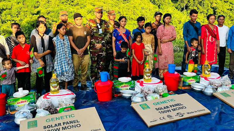কেএনএ’র তাণ্ডবে পালিয়ে মিজোরামে, অবশেষে নিজ পাড়ায় ফিরল তিন বম পরিবার
