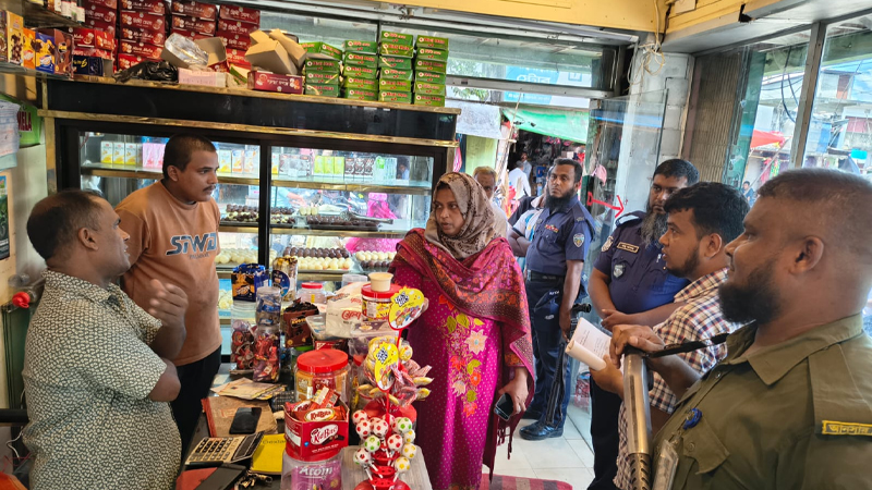 মানিকছড়িতে ভ্রাম্যমাণ আদালতের অভিযান, দুই প্রতিষ্ঠানকে অর্থদণ্ড