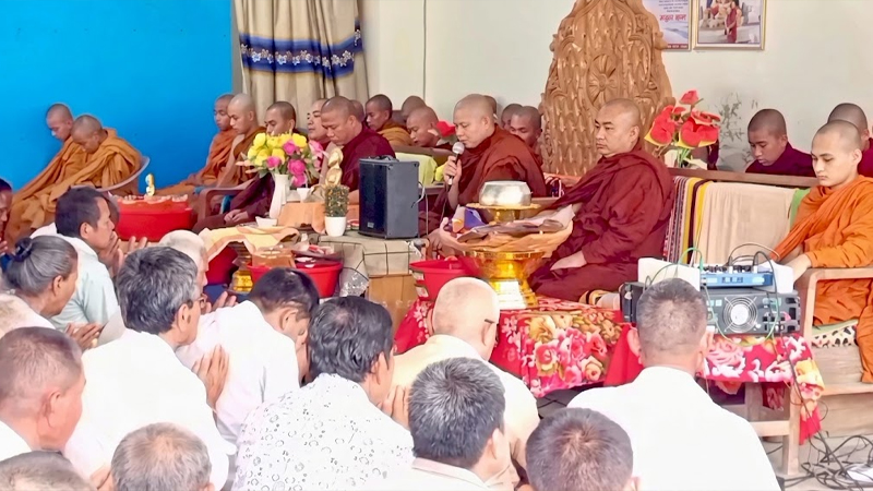 খাগড়াছড়িতে প্রবারণা পূর্ণিমা উদযাপন করছেন বৌদ্ধ ধর্মাবলম্বীরা