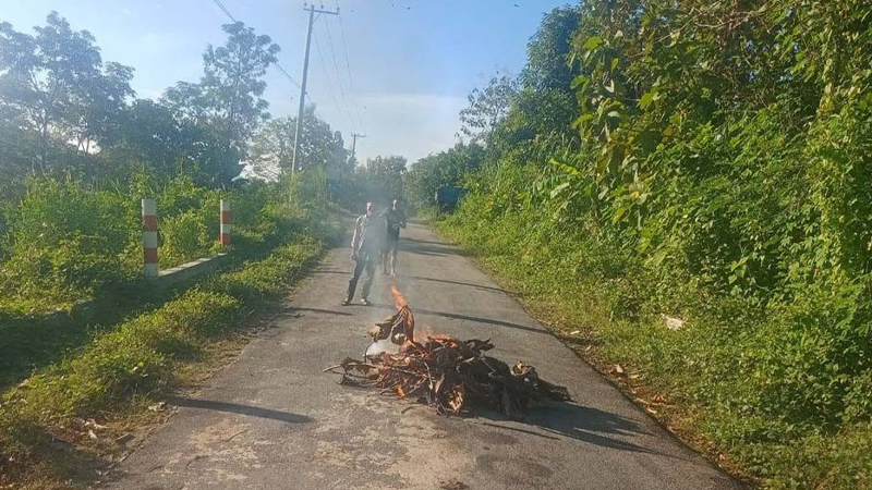 ইউপিডিএফের ডাকে সাজেকে চলছে টানা অষ্টম দিনের মতো অবরোধ