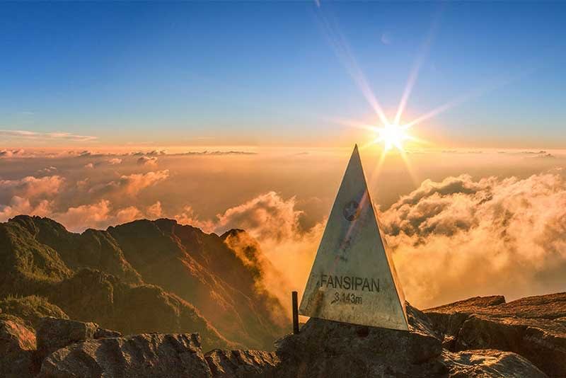 Cloud Hunting in Sapa: A Pilot's Guide to Timing