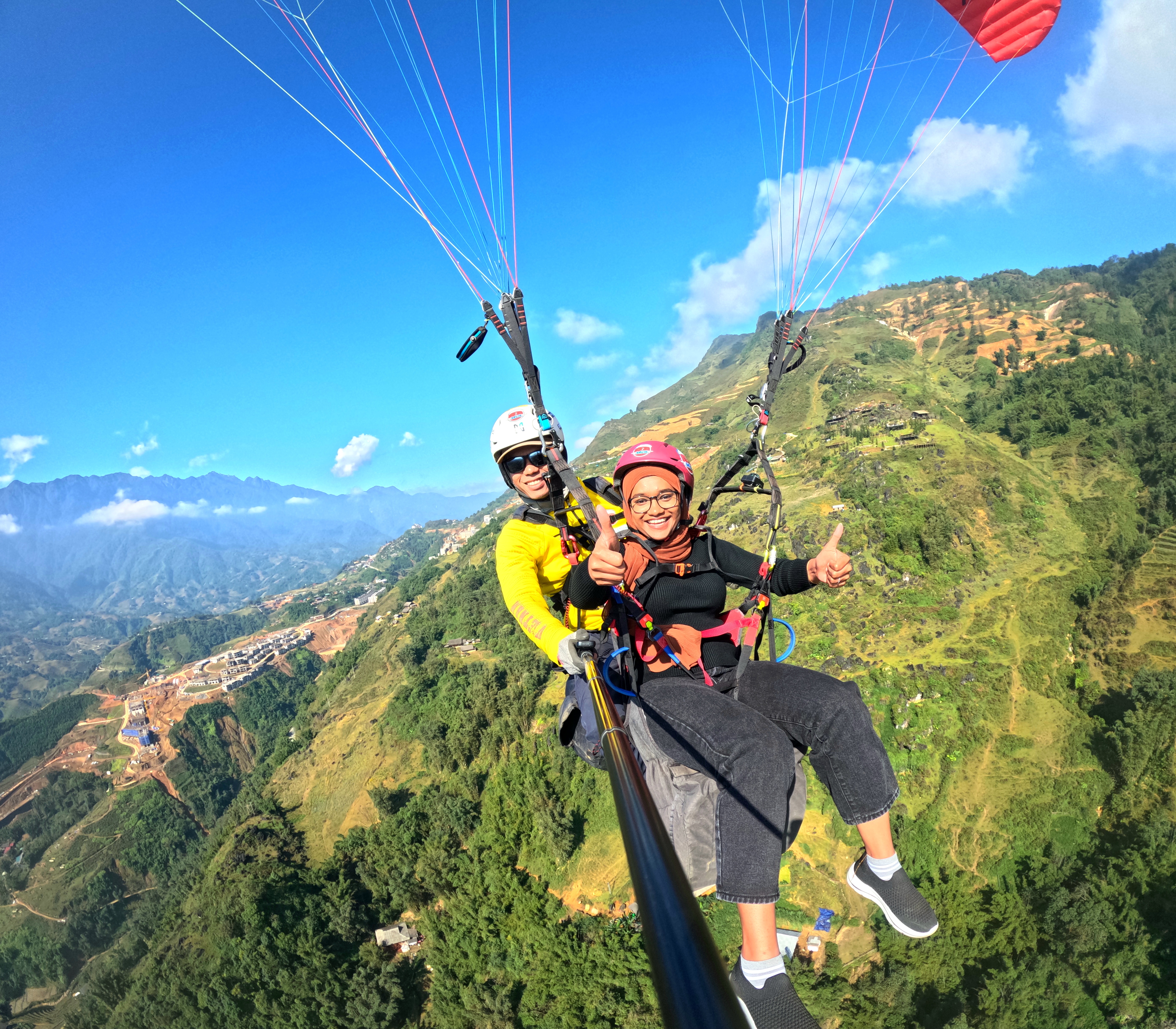 Paragliding over Muong Hoa Valley in Sapa