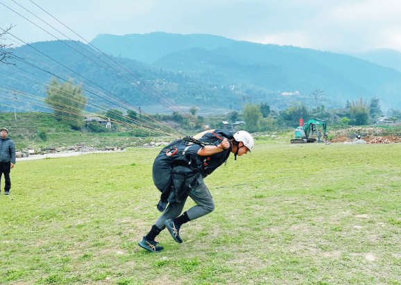 Paragliding Student Pilot Handbook: Pilot Safety & Conduct Guidelines