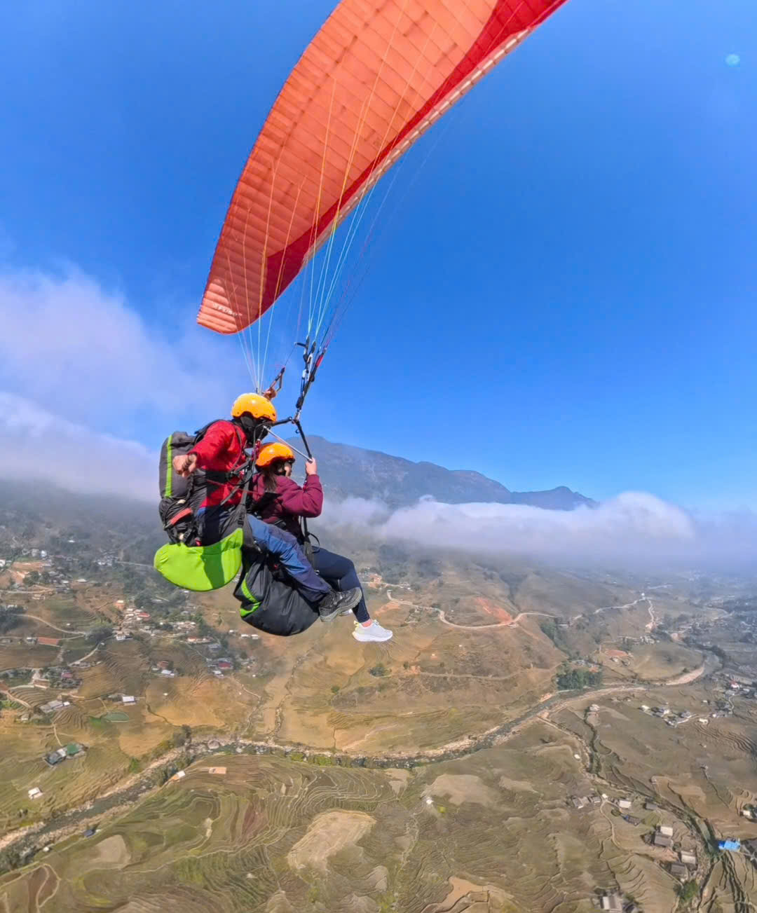 Paragliding Experience Review in Sapa (Thao Nguyen’s Blog)