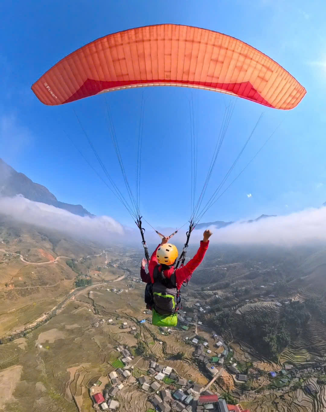 Paragliding Experience Review in Sapa (Thao Nguyen’s Blog)