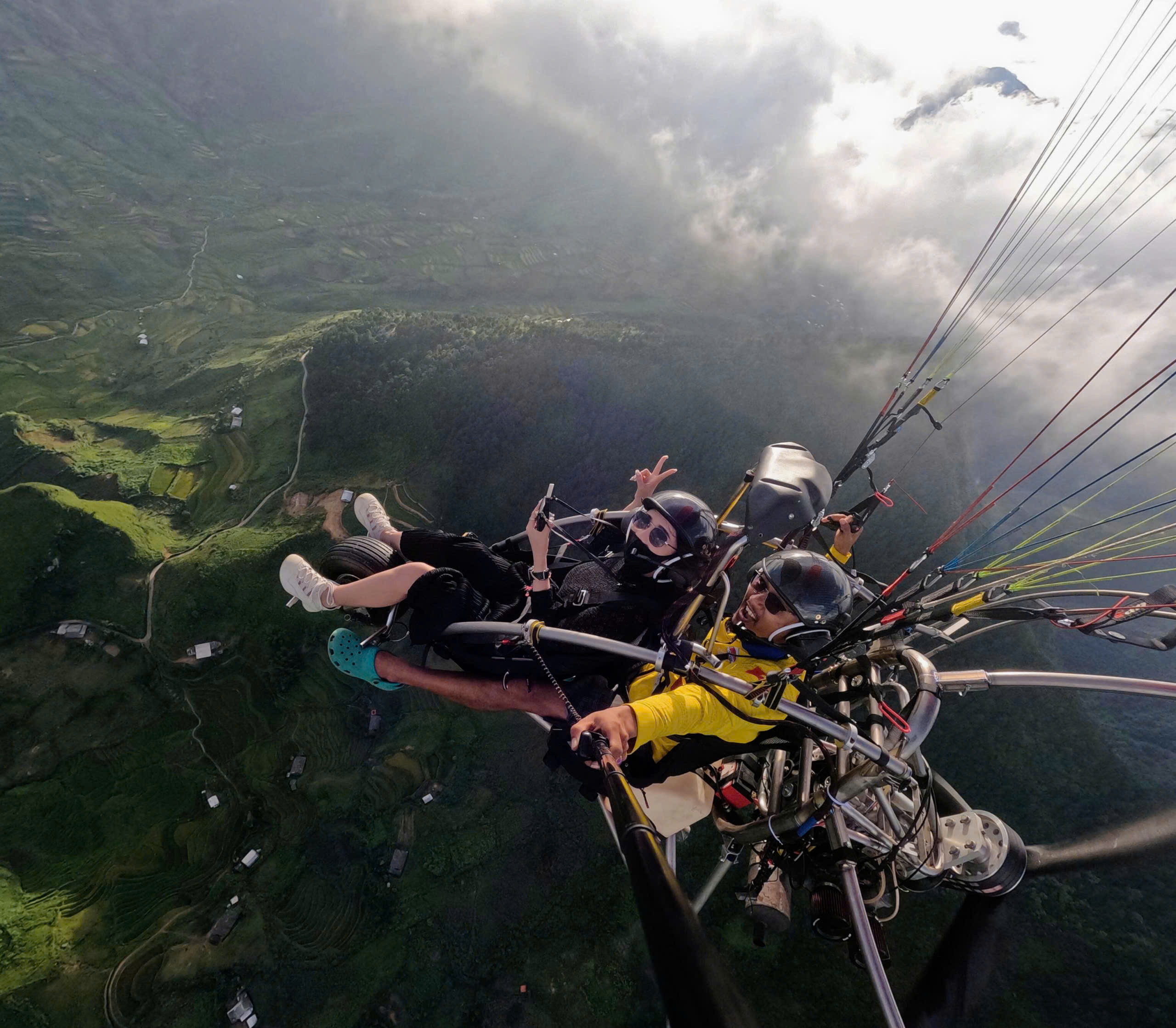 Which Feels More Exciting: Paragliding or Powered Paragliding?
