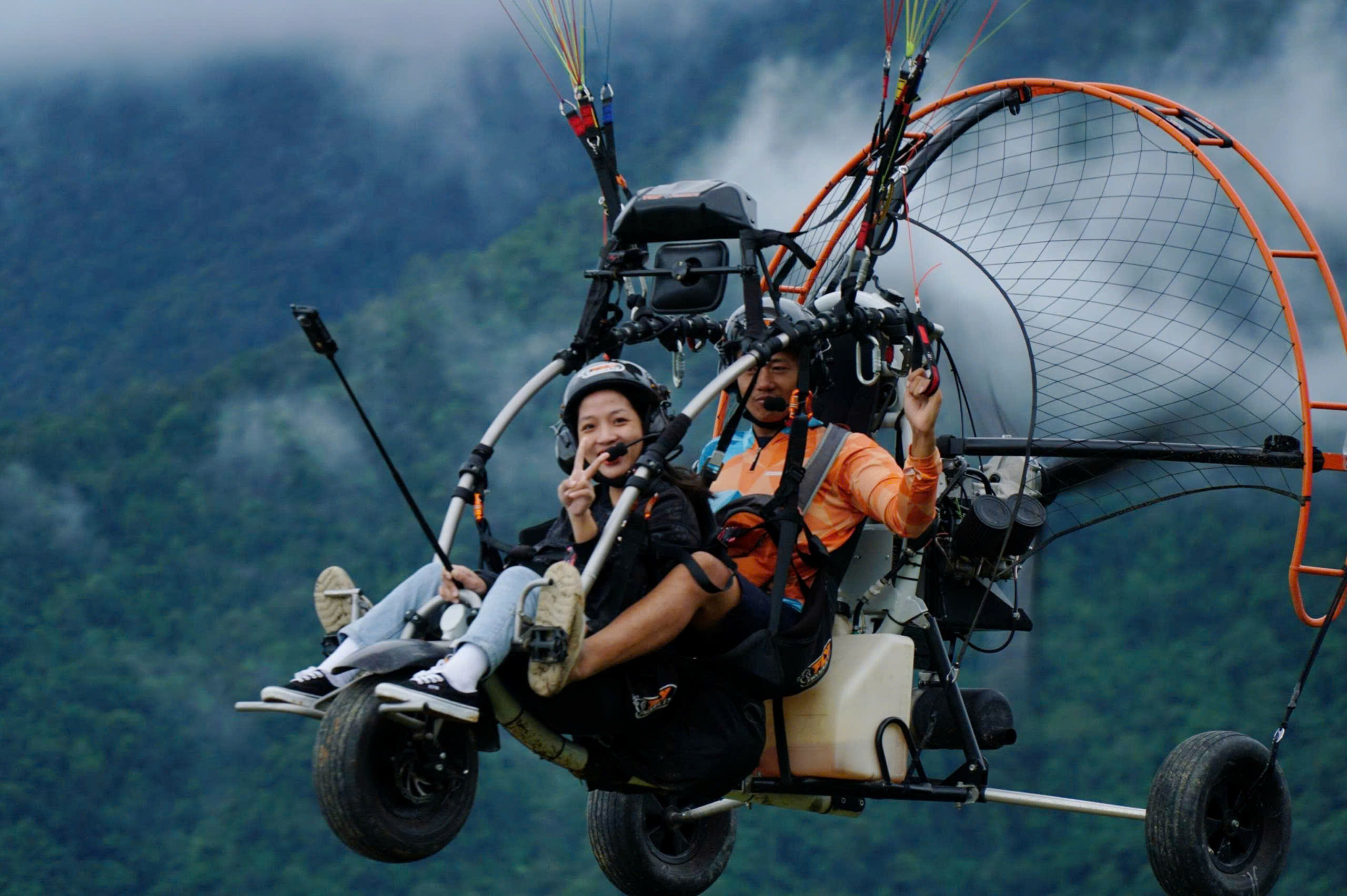 Which Feels More Exciting: Paragliding or Powered Paragliding?