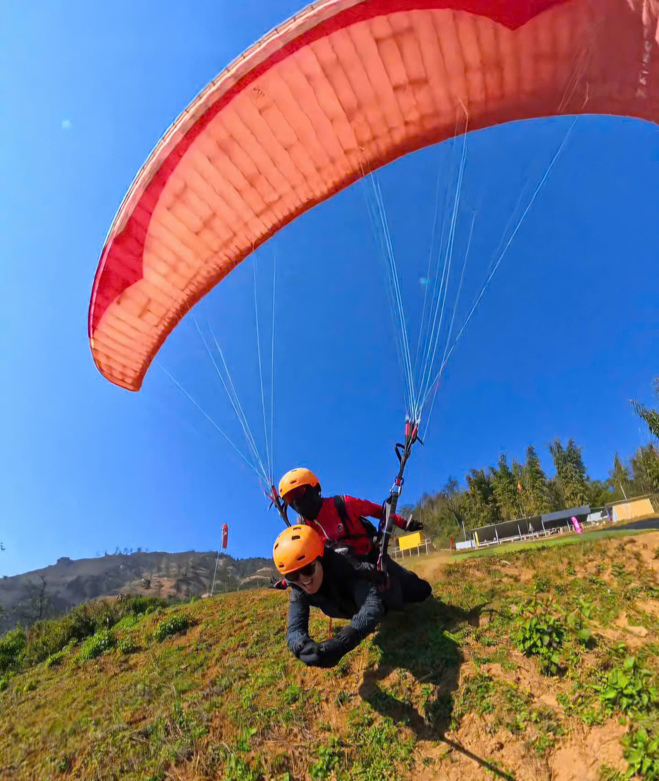 Weather Characteristics in Sa Pa and Their Impact on Paragliding Conditions