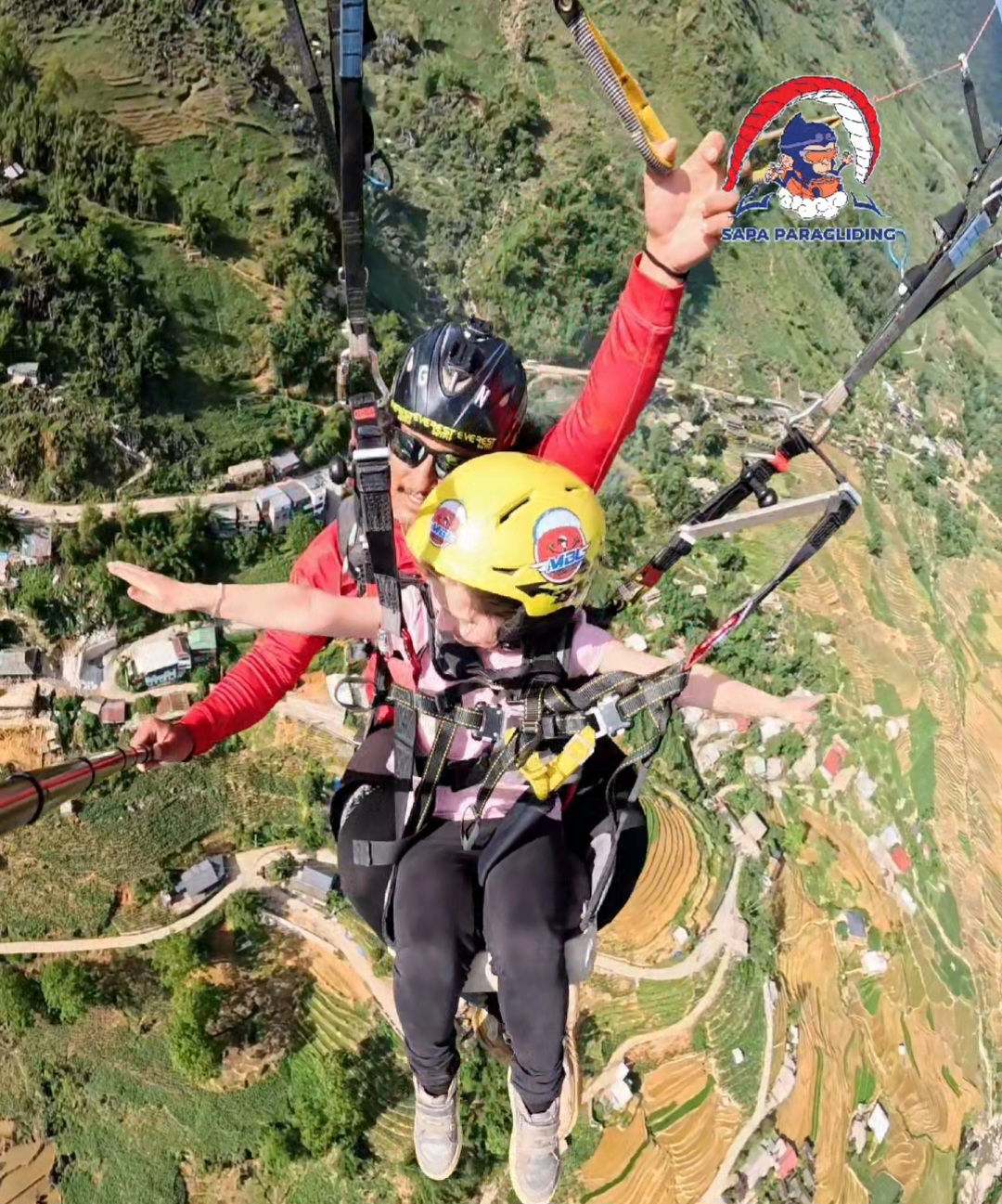 CAN A 3-YEAR-OLD GO PARAGLIDING?