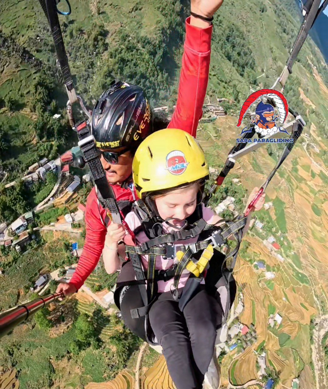 CAN A 3-YEAR-OLD GO PARAGLIDING?