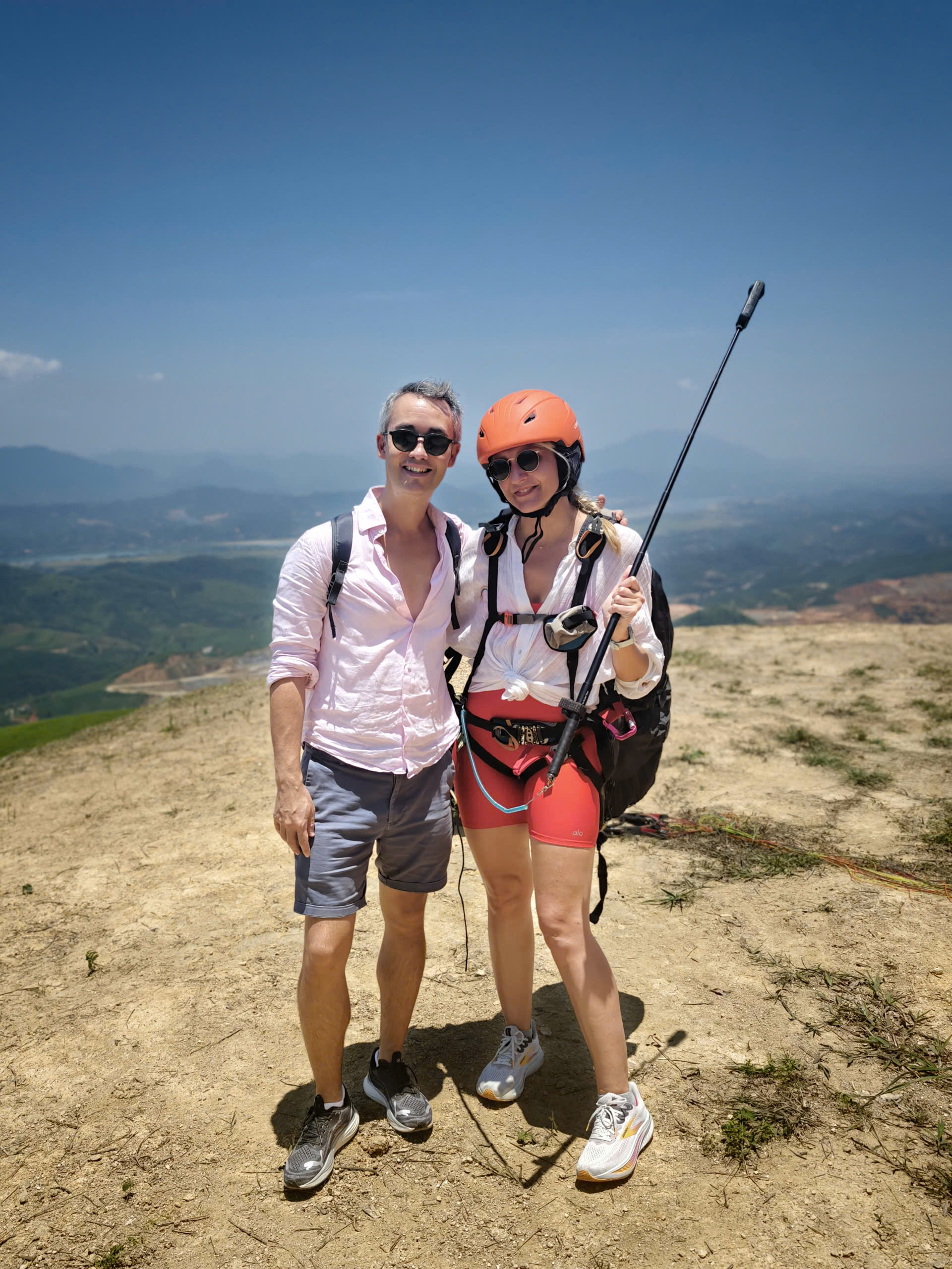 Paragliding in Hanoi - Highest Takeoff Point (Vien Nam Mountain)