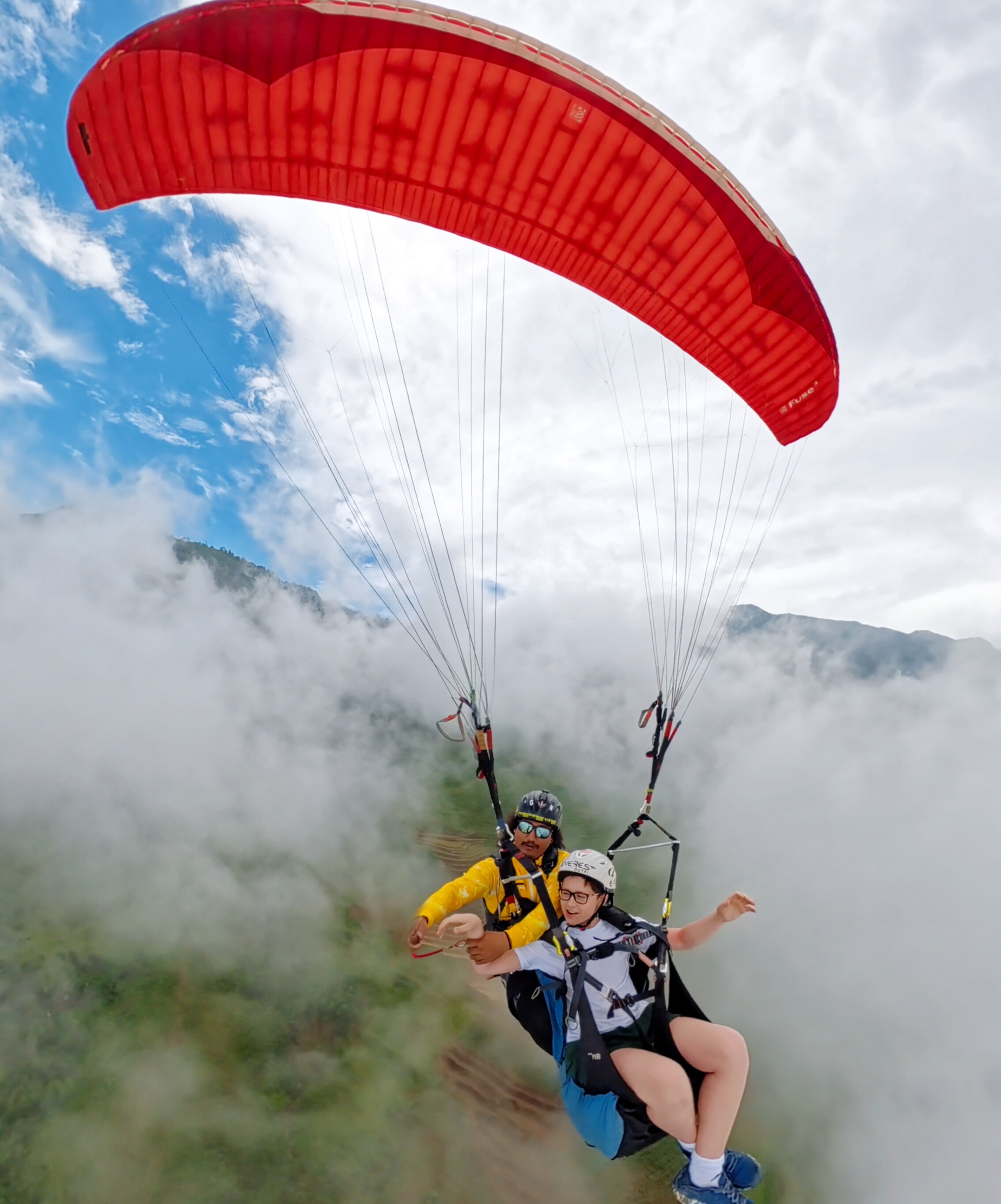 SAPA PARAGLIDING – Fly above Sapa