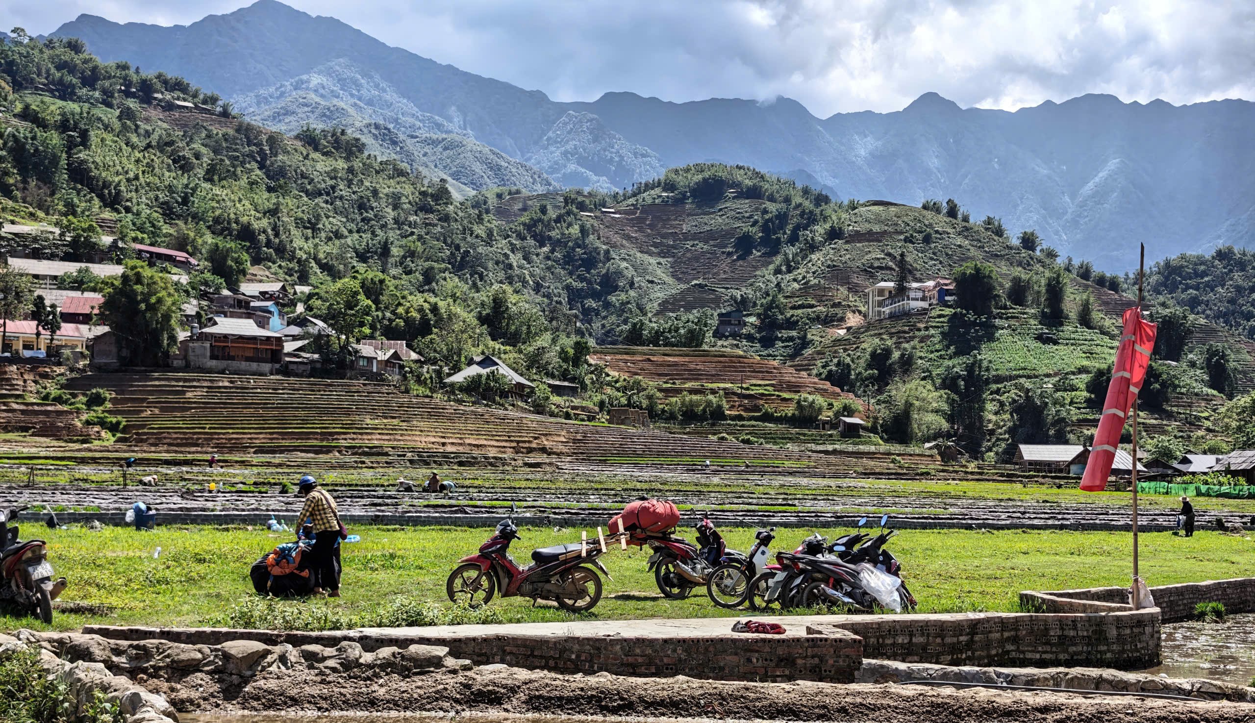 SAPA PARAGLIDING – Fly above Sapa