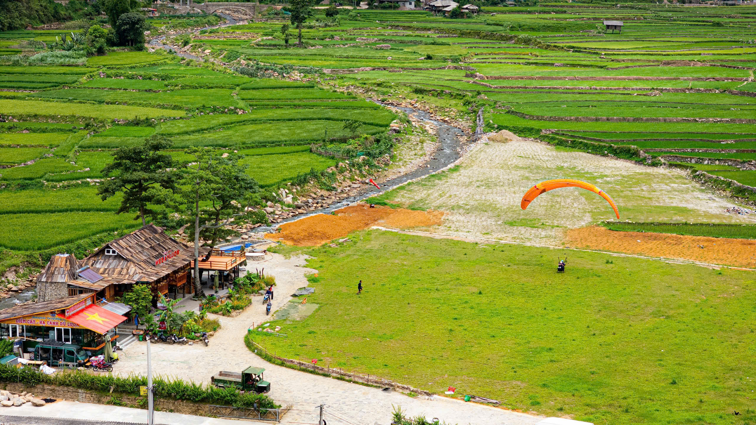 The picturesque Mebayluon Clubhouse homestay nestled by the stream