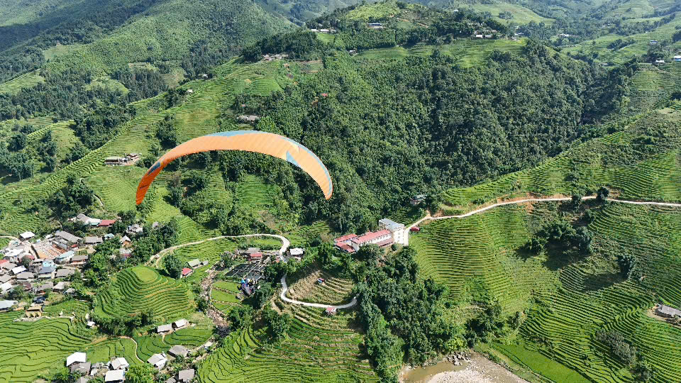 Sapa In 2 Days: Itinerary With A Paragliding Flight