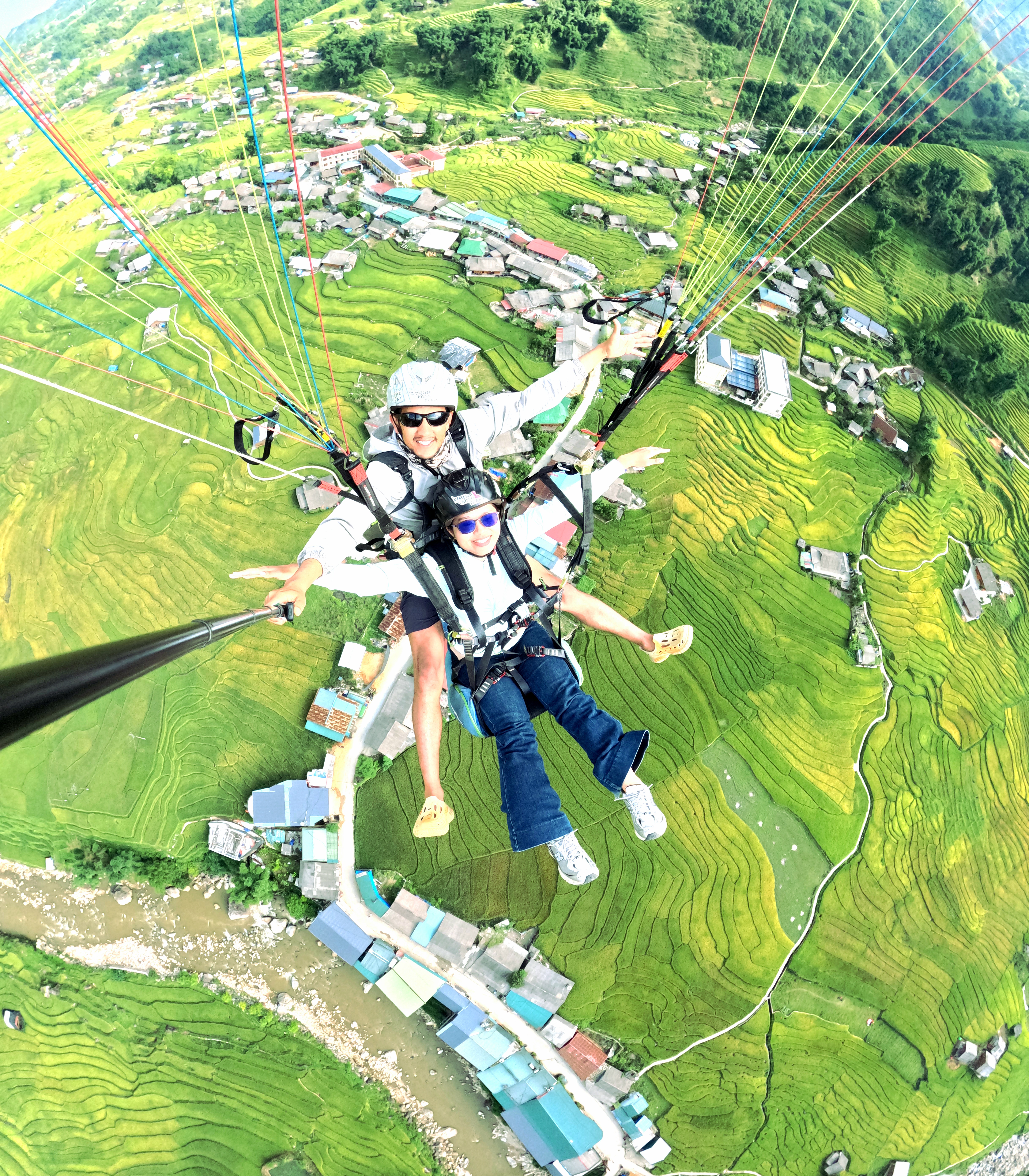 Rong May Glass Bridge Sapa Review (2026): Is It Worth It? Latest Ticket Prices & First-Hand Tips