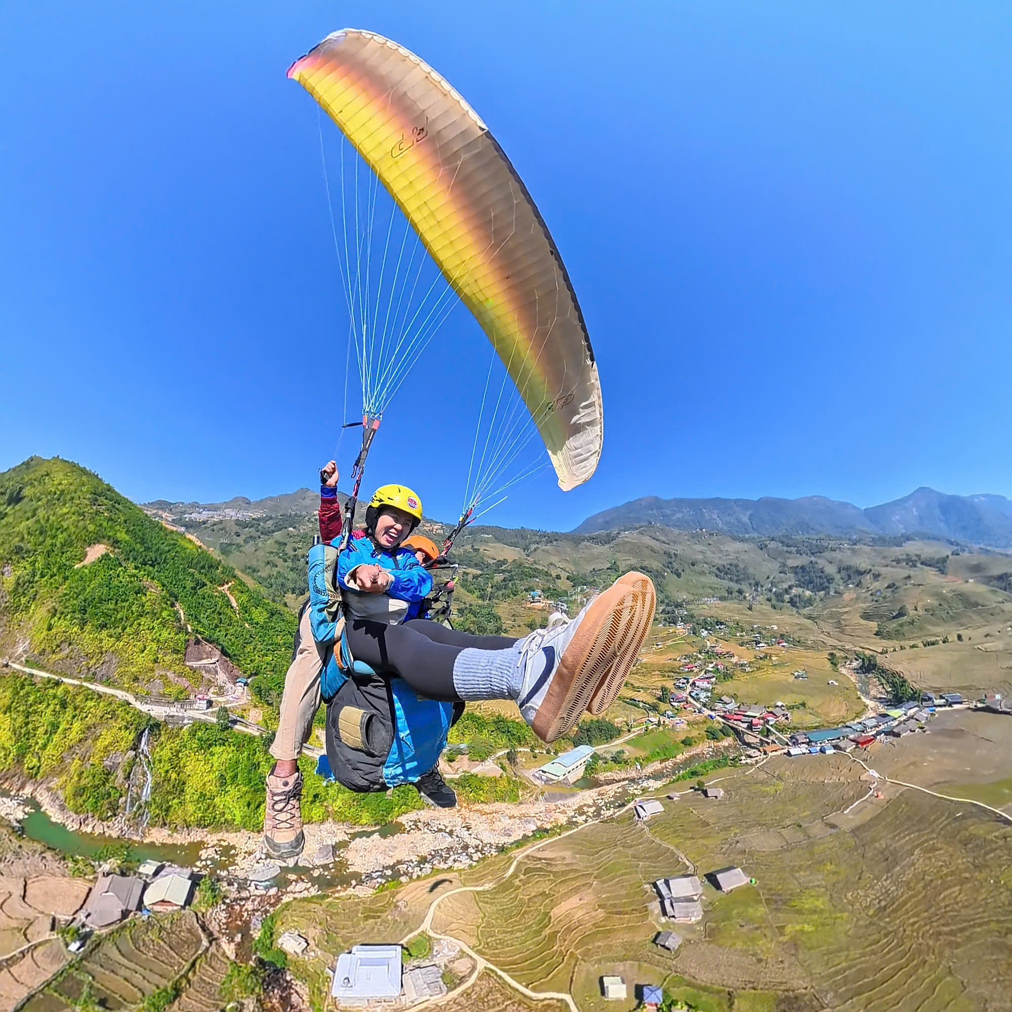 Rong May Glass Bridge Sapa Review (2026): Is It Worth It? Latest Ticket Prices & First-Hand Tips