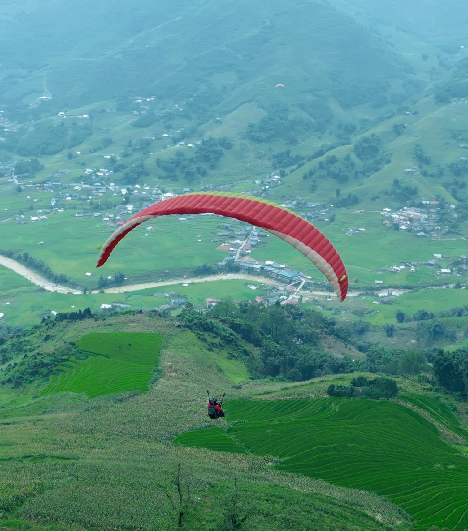 Sapa Paragliding + Lao Chai Trekking: A 1-Day Itinerary in Muong Hoa (2026)