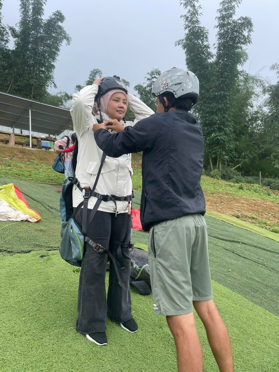 Sapa Paragliding + Lao Chai Trekking: A 1-Day Itinerary in Muong Hoa (2026)