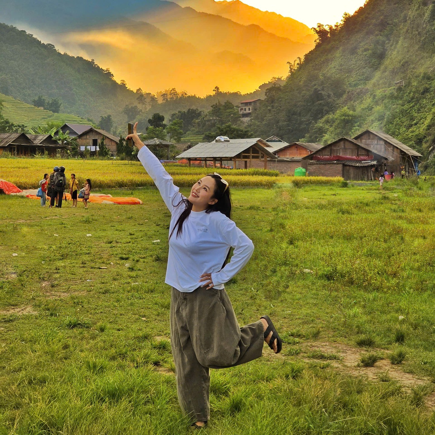 Late afternoon light in the valley at Lao Chai village