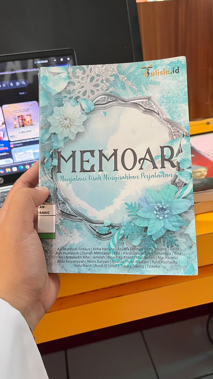 Memoar: Menjalani Kisah Mengisahkan Perjalanan