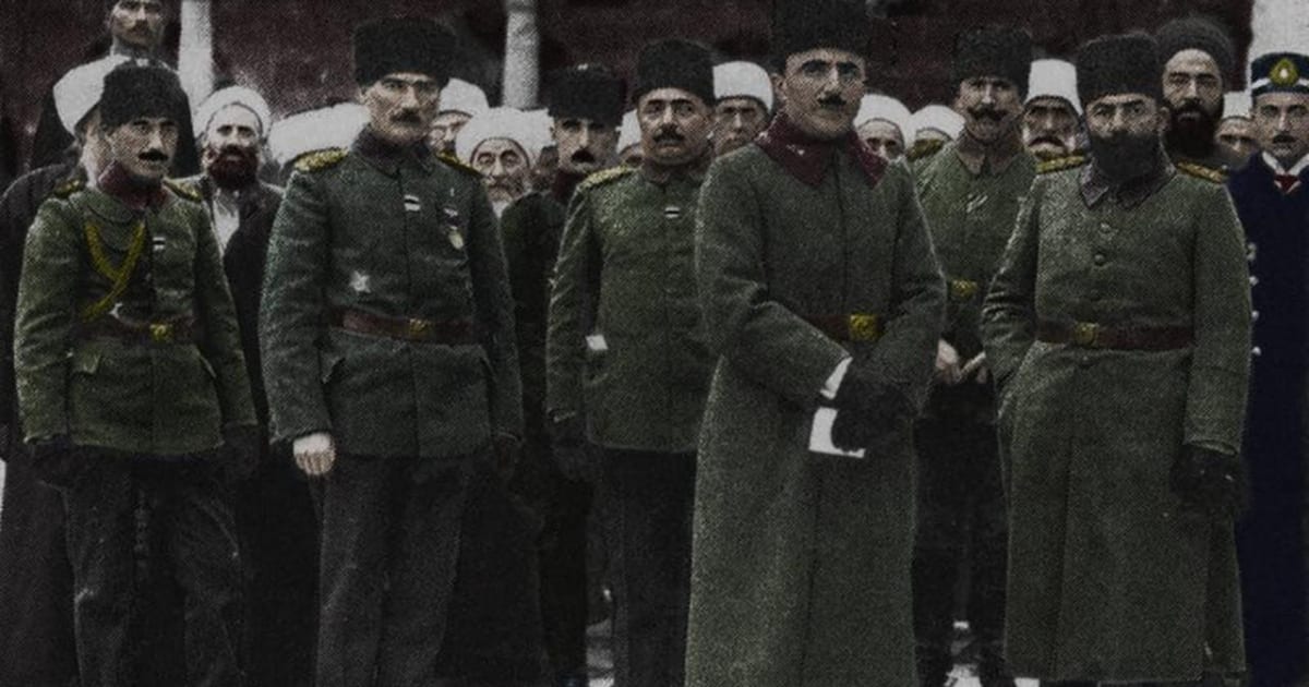 İttihat ve Terakki Cemiyeti: Türk Milliyetçiliğinin Doğuşu ve Osmanlı'dan Türkiye'ye Geçiş Sürecinde Bir Dönüm Noktası