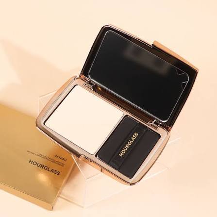 HOURGLASS poudre compacte