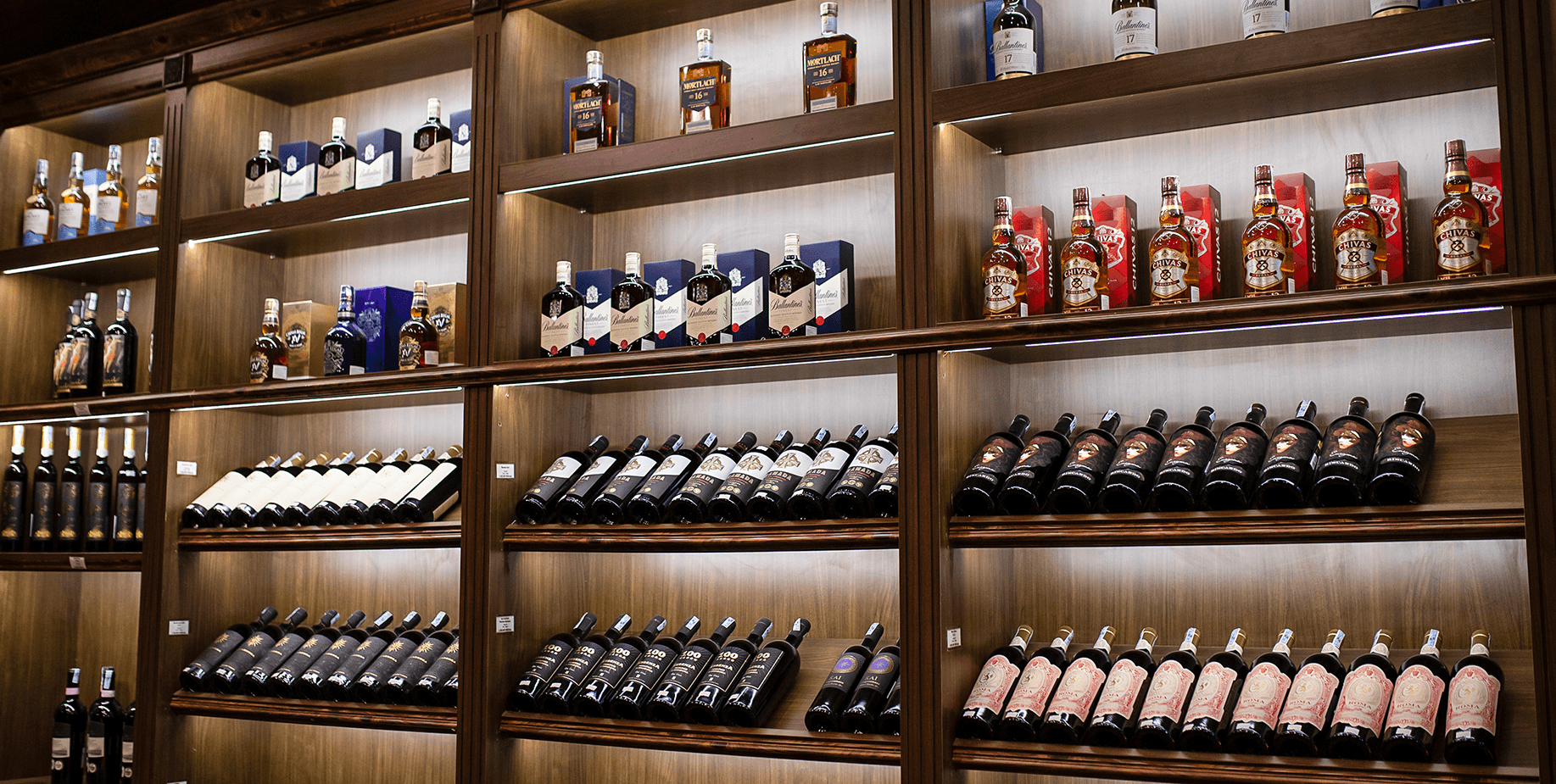 Master of Wine promotional banner.