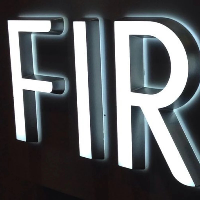 Letras de acrílico con luz