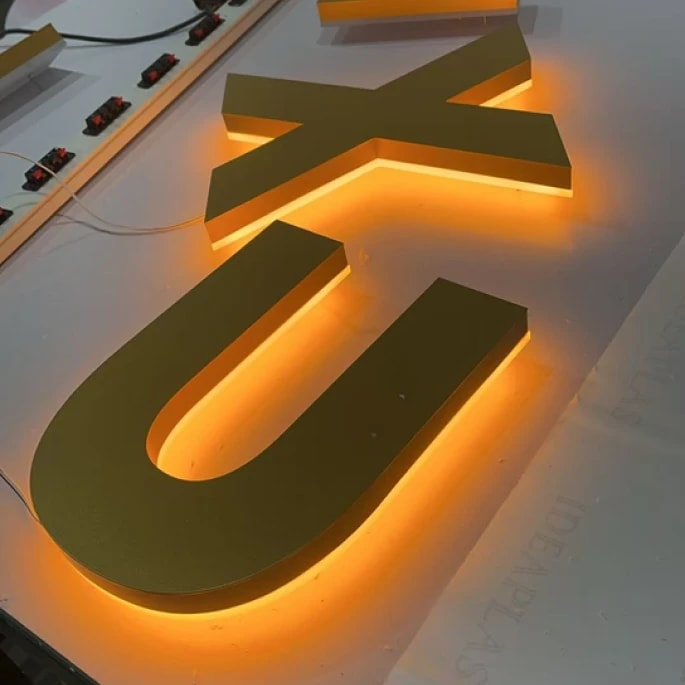 Letras luminosas de PVC