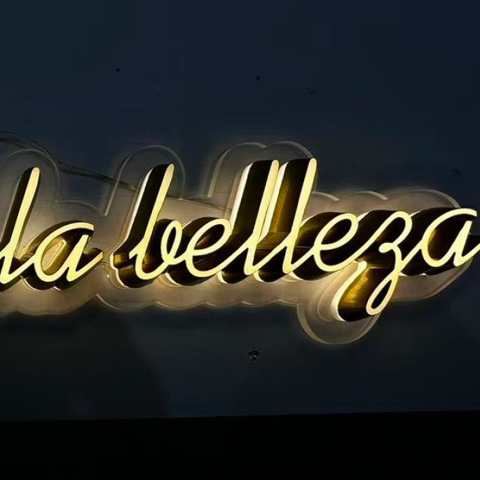 Letras de acero inoxidable