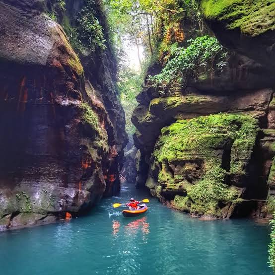 7N8D Wari-chora-Meghalaya-Kaziranga Adventure