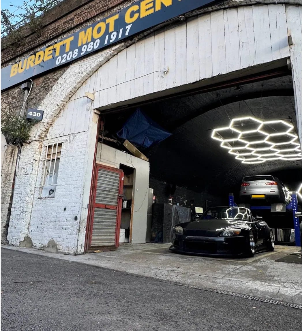 MOT testing equipment