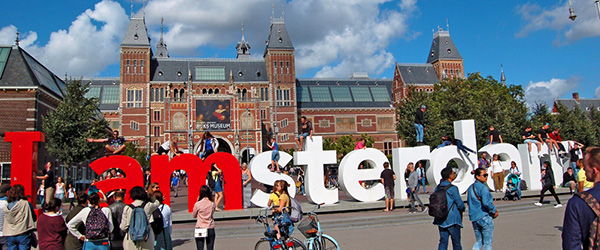 Installazione della scritta 