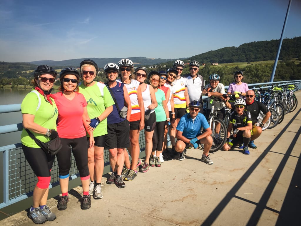 Gruppo di cicloturisti in vacanza con "Girolibero" da Passau a Vienna