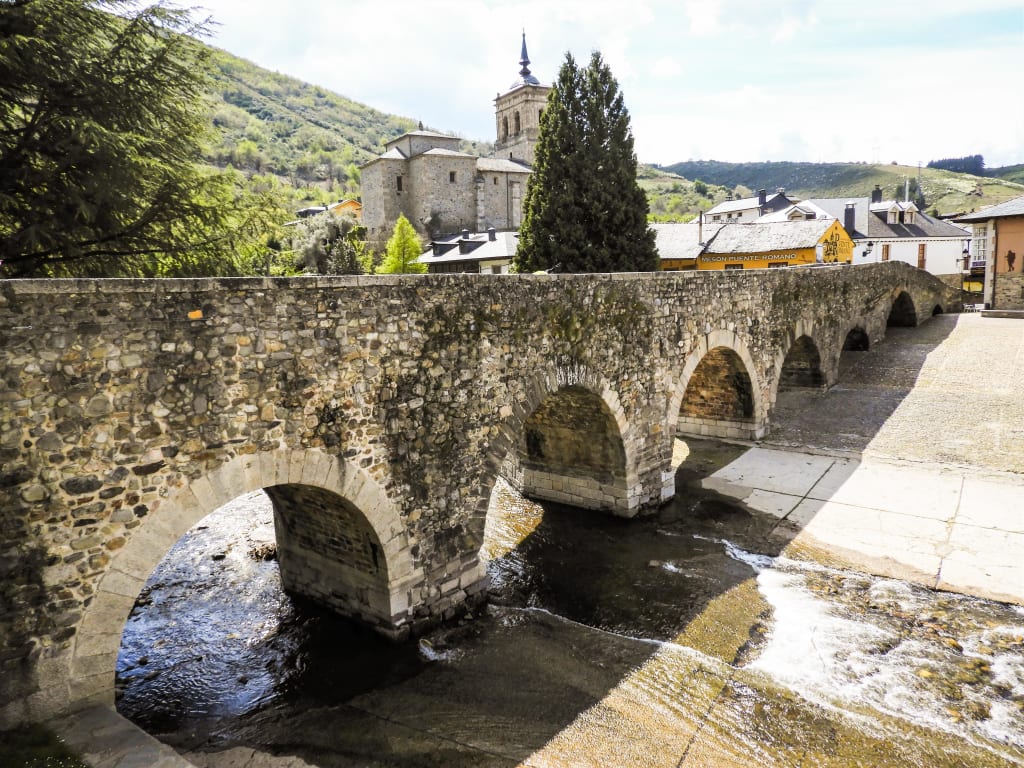 Da Leon a Santiago de Compostela Maurizio Bertelli