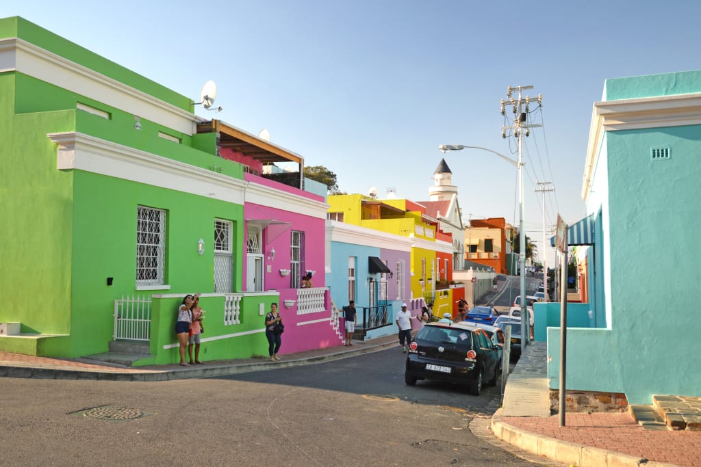 Case colorate nel quartiere Bo Kaap a Cape Town, Sudafrica architettura storica e cultura locale