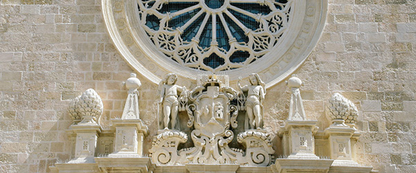 Rosone barocco della Basilica di Santa Croce, Lecce (Puglia)