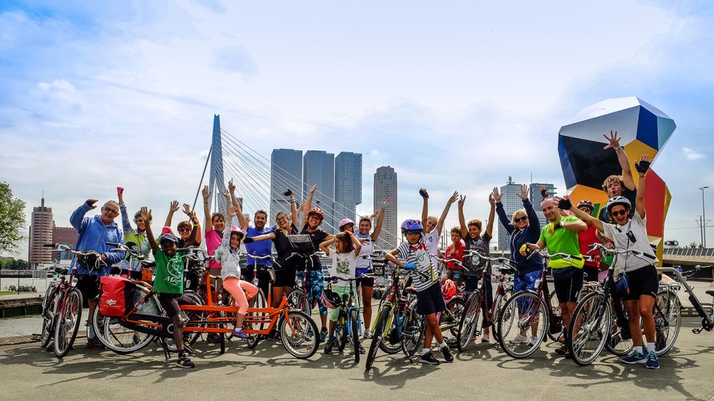 ciclisti in viaggio con Girolibero, viaggi in bicicletta, vacanze in bici organizzate